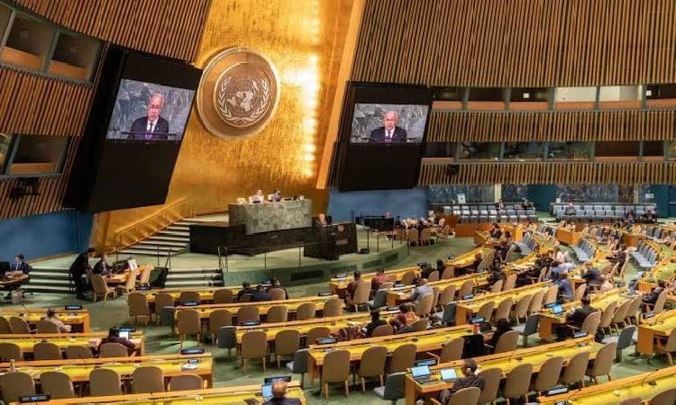 اقوام متحدہ جنرل اسمبلی:  فلسطین کو نئے حقوق دینے اوررکنیت کی کوشش کو بحال کرنے کی قرارداد منظور
